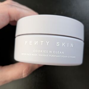 Fenty Beauty Cookies N Clean Detox Mask